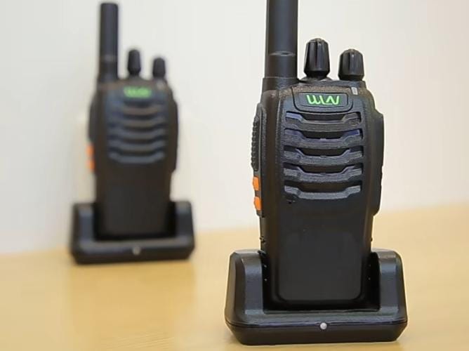 Walkie-Talkie - 5km - Rechargeable - Stand - Earpiece